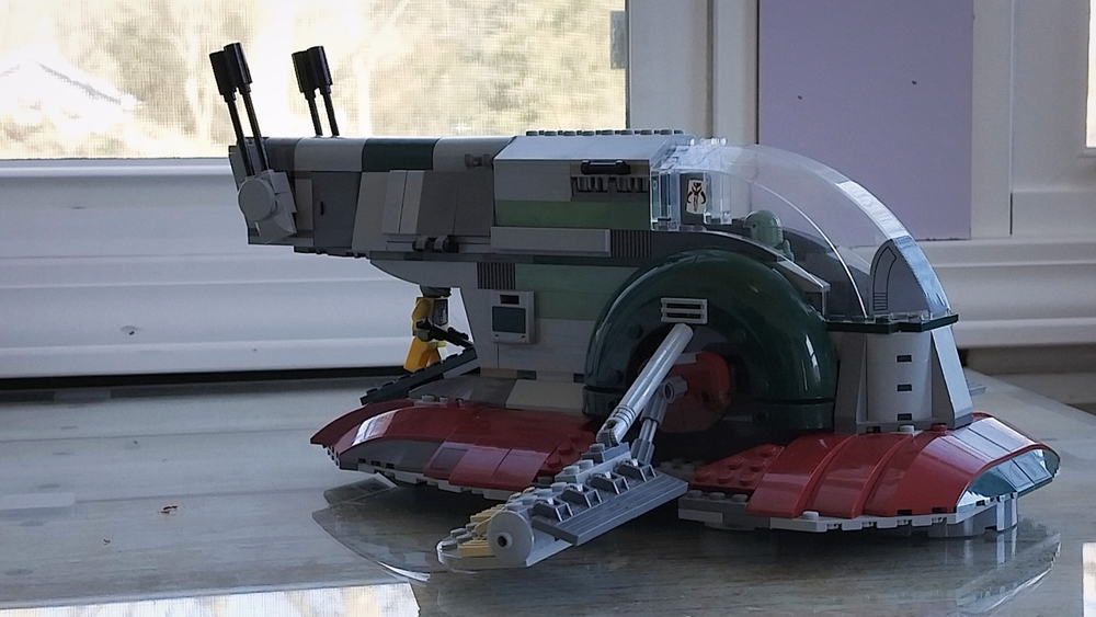 LEGO Boba Fett's Slave 1.